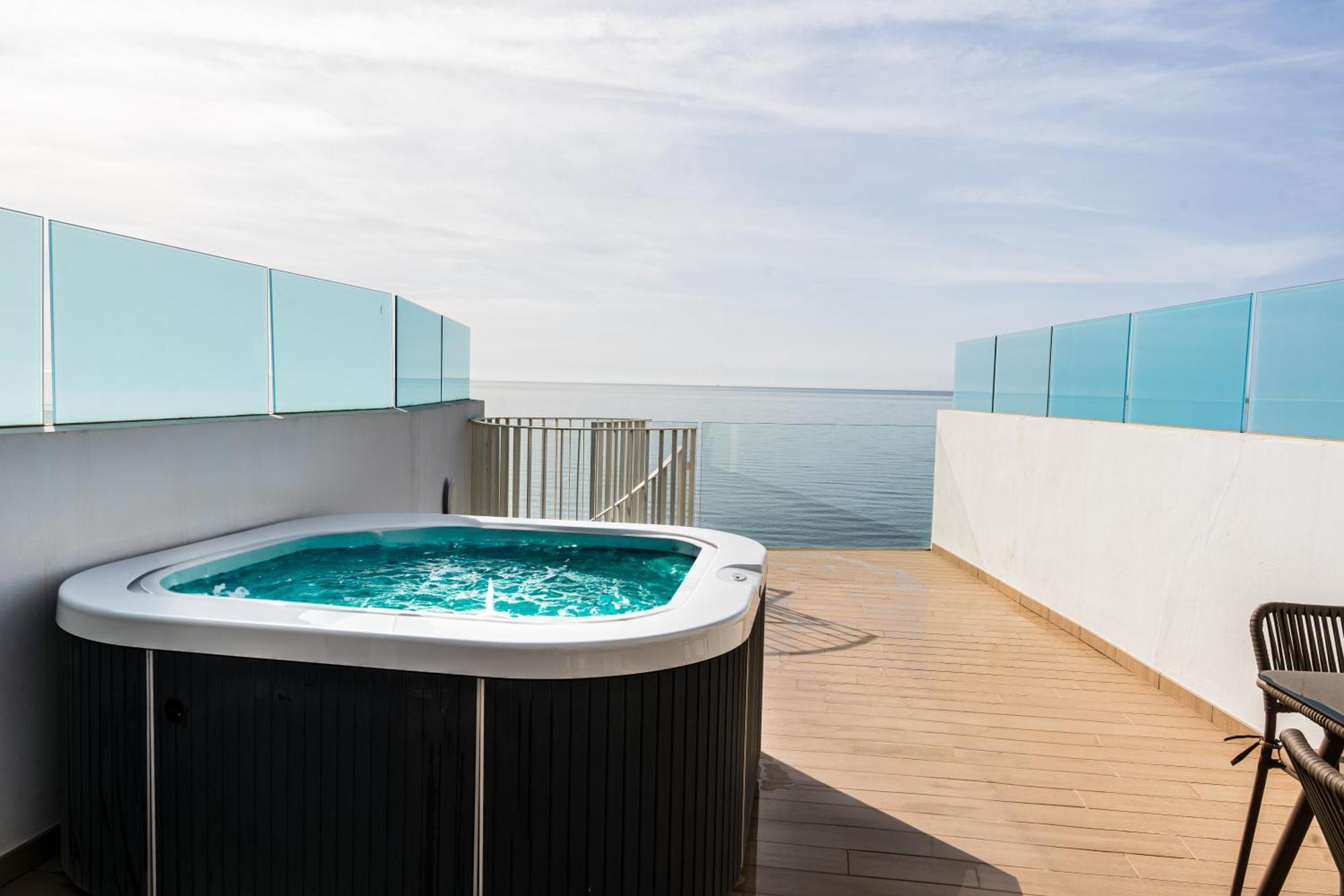 Апартаменты Panoramic Seaview Penthouse The Wave Фуэнхирола Экстерьер фото